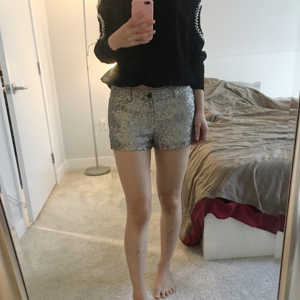 🔥 Bershka silver sequins shorts
