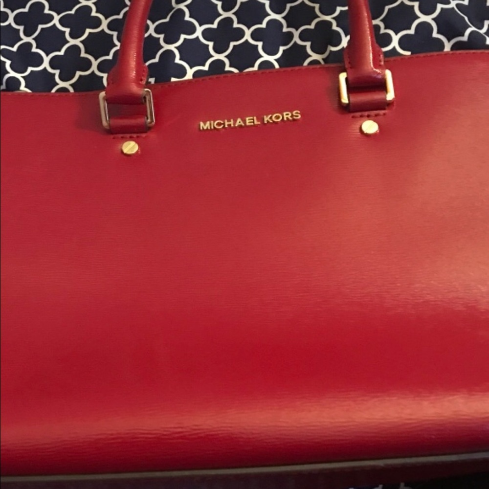 Michael kors purse