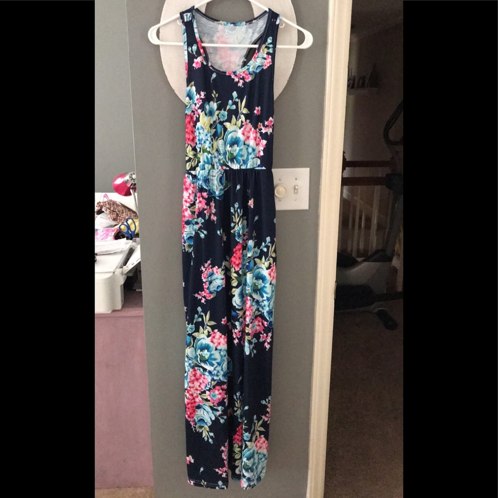 Sold!!!!!Boutique floral print dress !!!SOLD!!!!