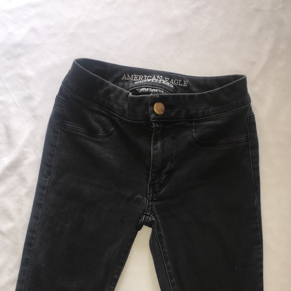 CLOSET CLOSING - Picture 1 of 8