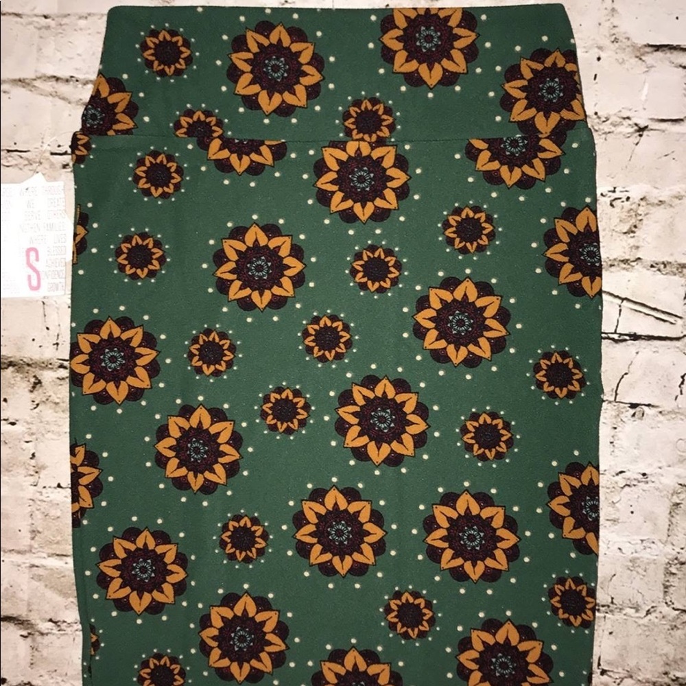 LuLaRoe Cassie