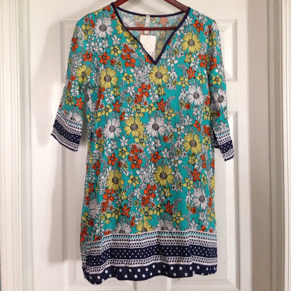 NWT  Yoyo 5 Floral Coverup/dress size M