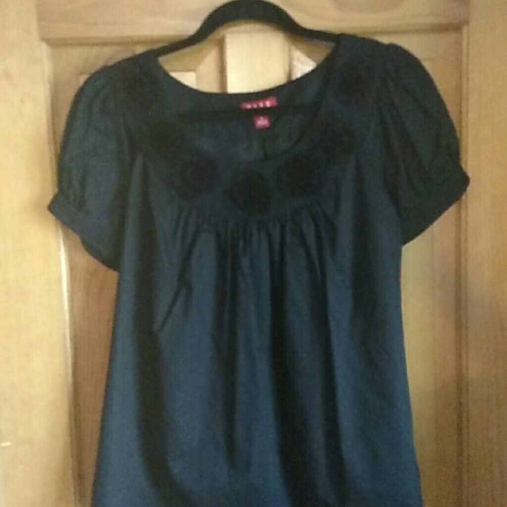 Set of two Elle tops