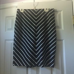 GRACE ELEMENTS-Women's size 10 Pencil Skirt