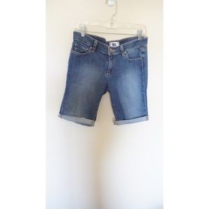 Bermuda mid-thigh Jean Shorts