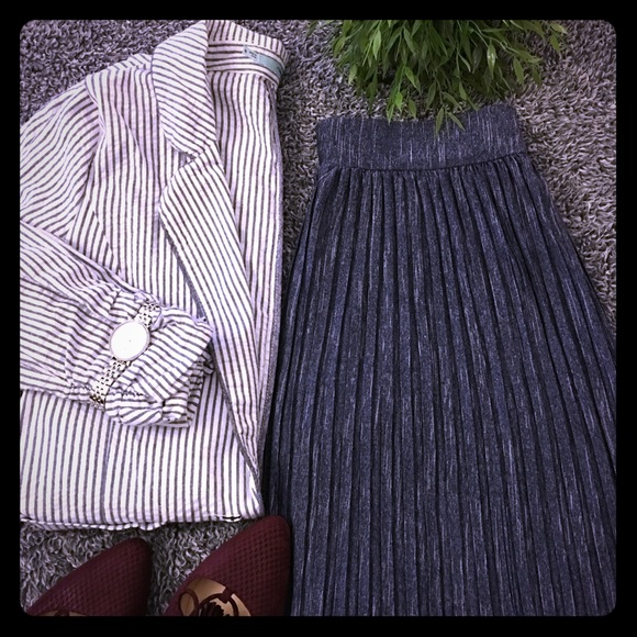 Metro Wear Dresses & Skirts - Cute, blue pleated maxi skirt - NWT!