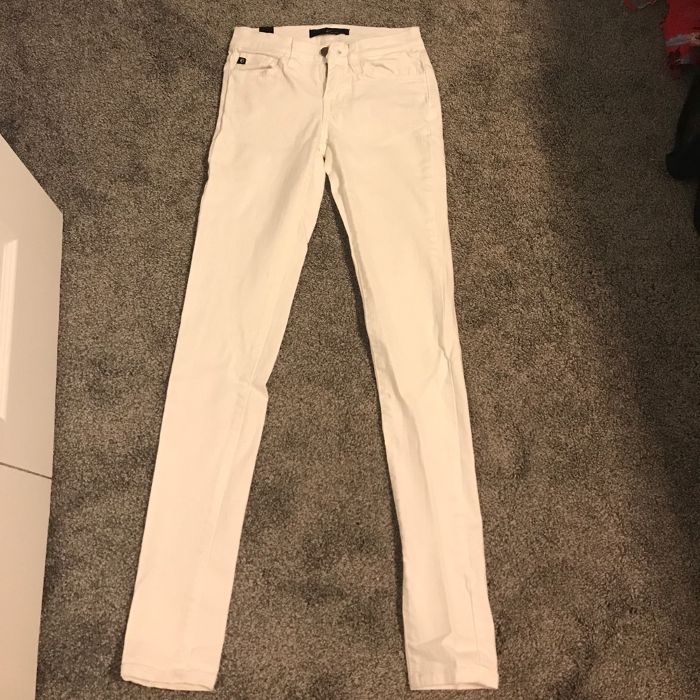 White jeans, never worn!