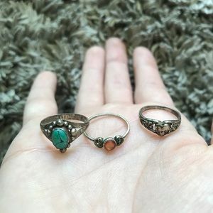 ⬇️ $20 Set of 3 true vintage silver rings