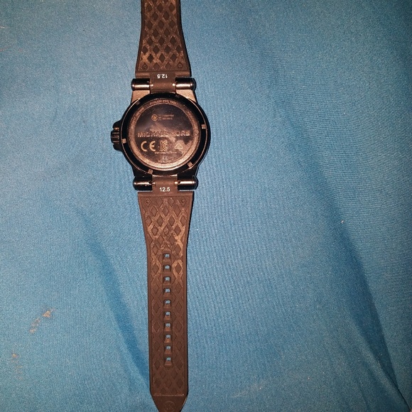 micheal kors smartwatch