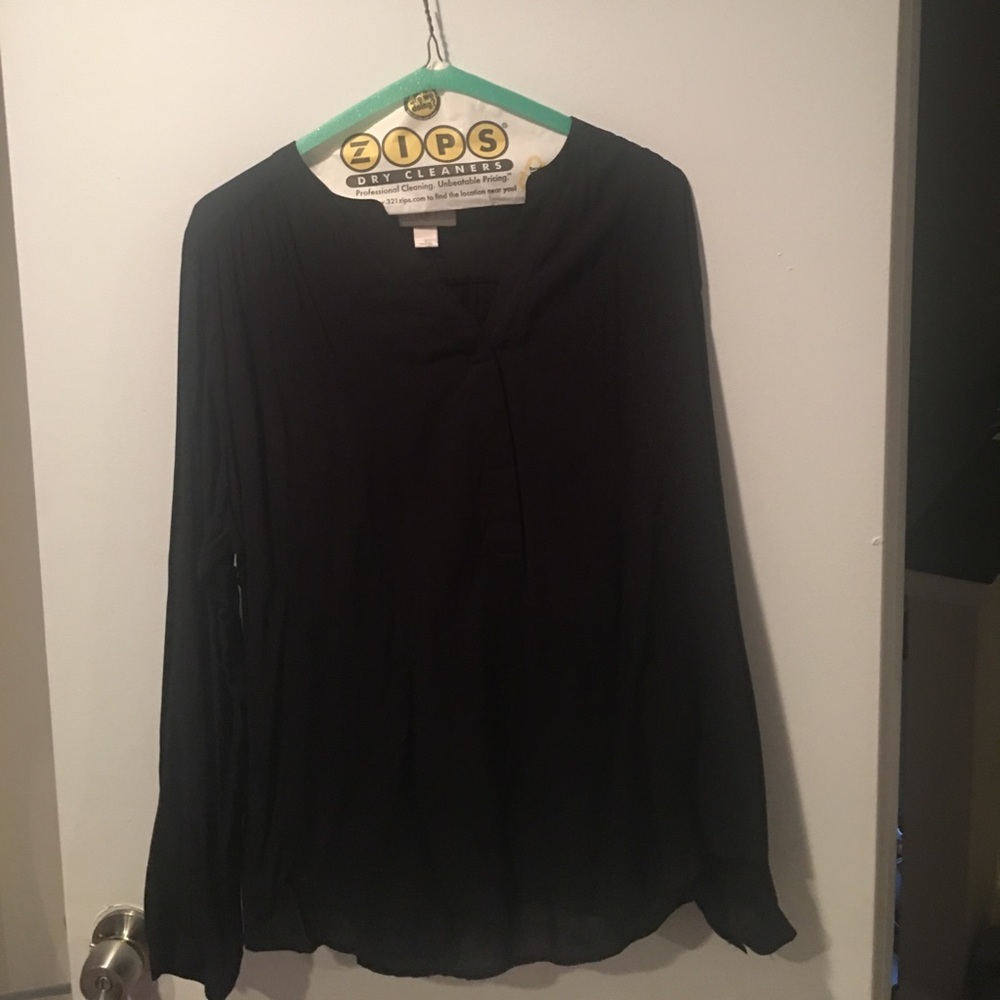 100% rayon black half button down Loft blouse