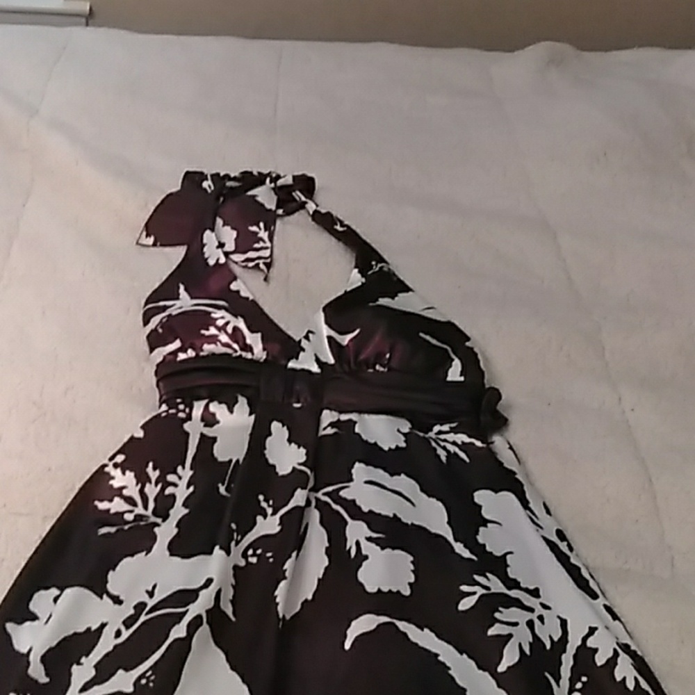 BEAUTIFUL FORMAL DRESS