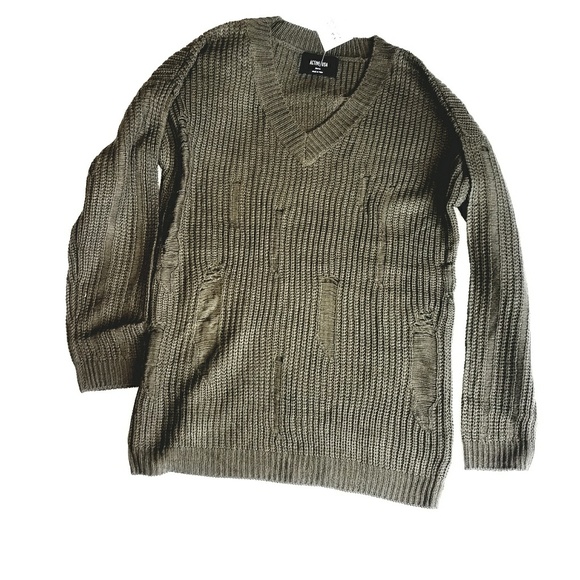 💥HP💥 Distressed Sweater - Picture 2 of 2