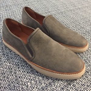 Brand New FYRE slip-on Sneakers