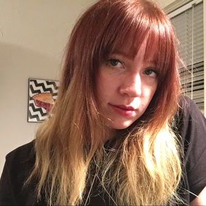 Meet your Posher, Lauren