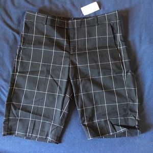 🇺🇸 New Banana Republic black size 0 shorts.