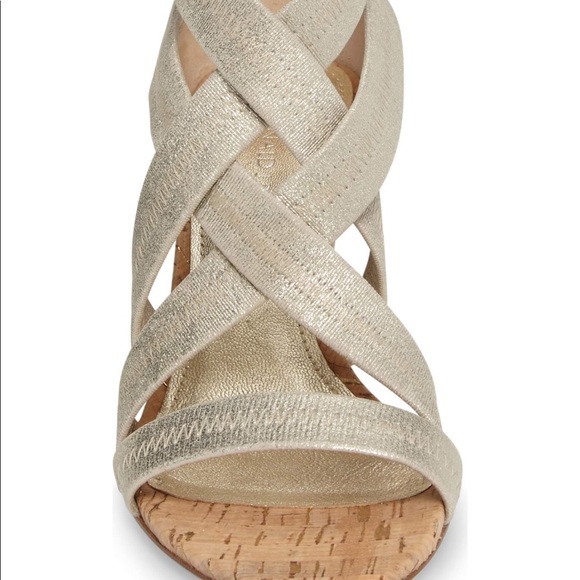 Donald J Pliner Gold Metallic Wedge Sandals - Picture 3 of 8