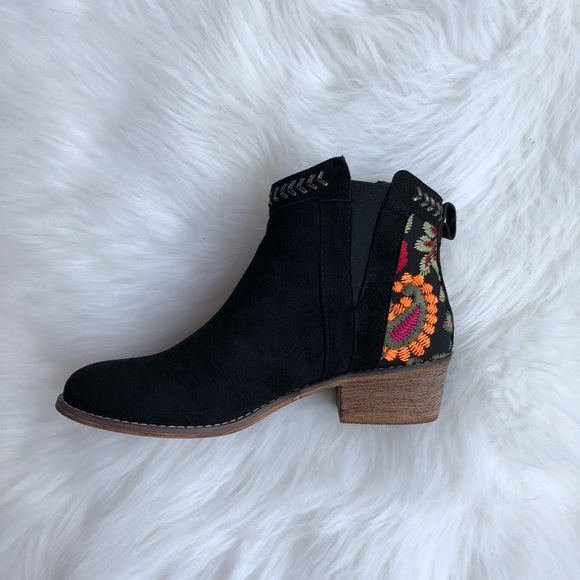 Floral Embroidered Ankle Booties - Picture 2 of 8