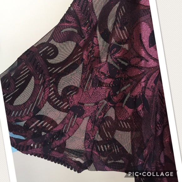 Burgundy & Black romantic dress - Picture 4 of 4