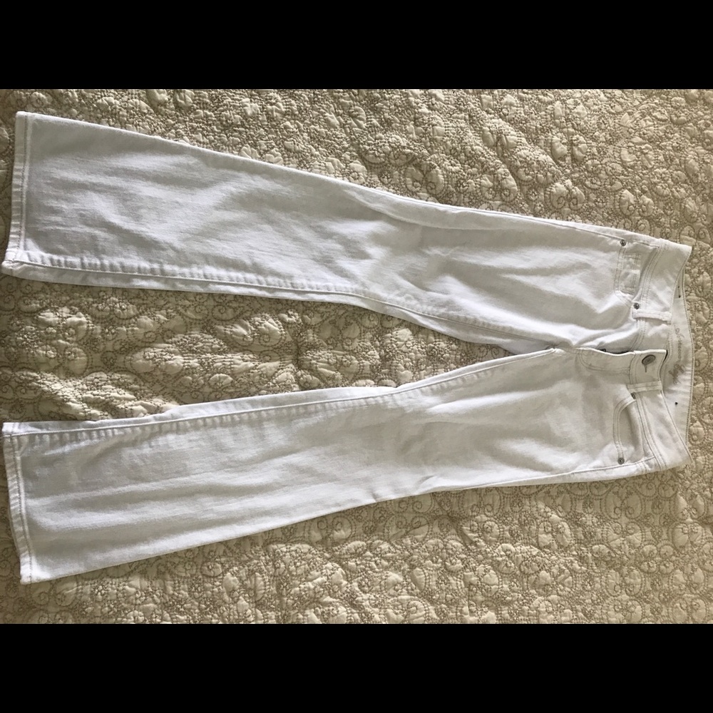 American Eagle White Jeans