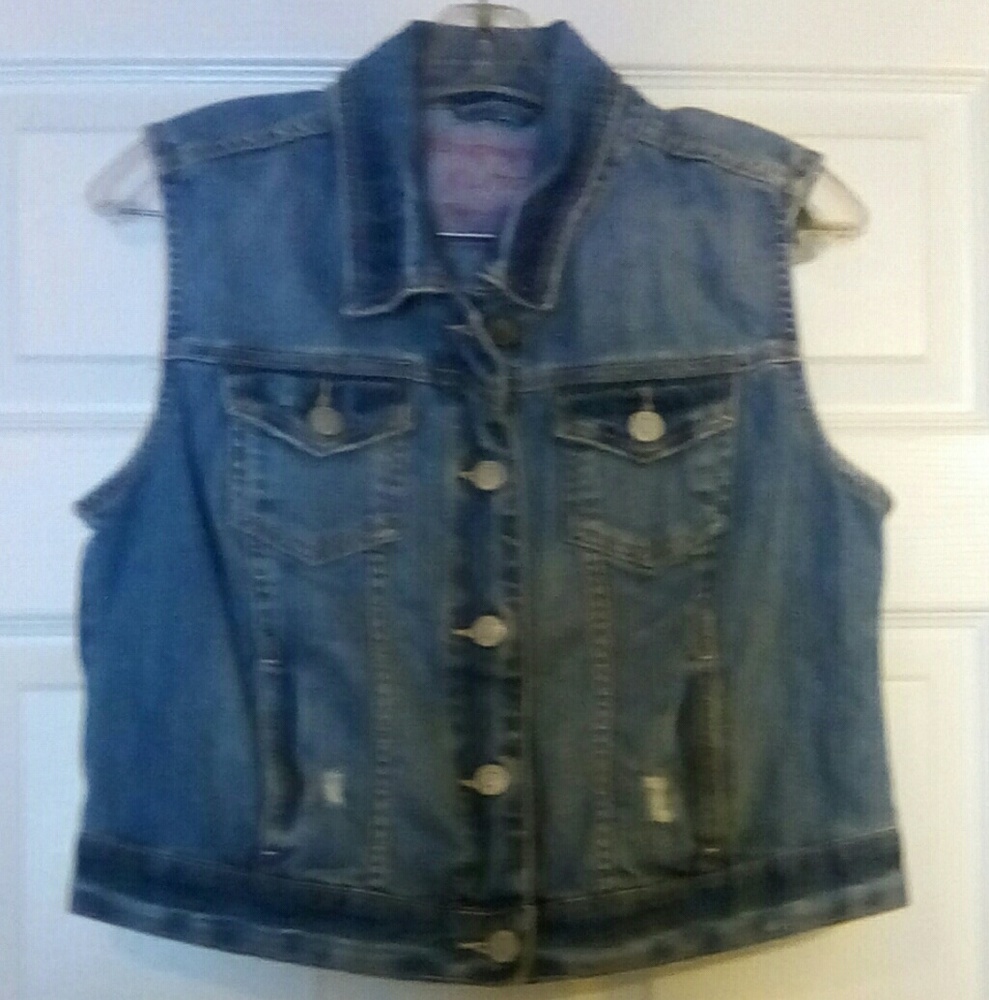Aeropostale denim vest