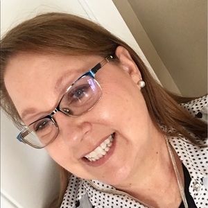 Meet your Posher, Jeanne