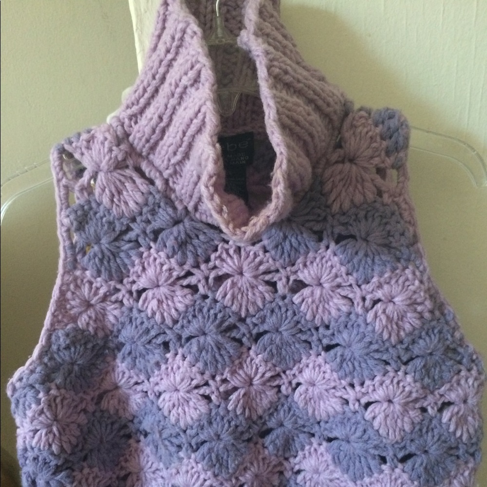Crop sweater
