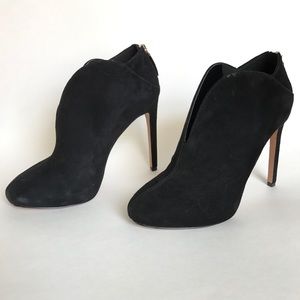 Nine West Nero Black Suede Leather Bootie 8.5 Nine West Nero Black Suede Leather Bootie 8.5
