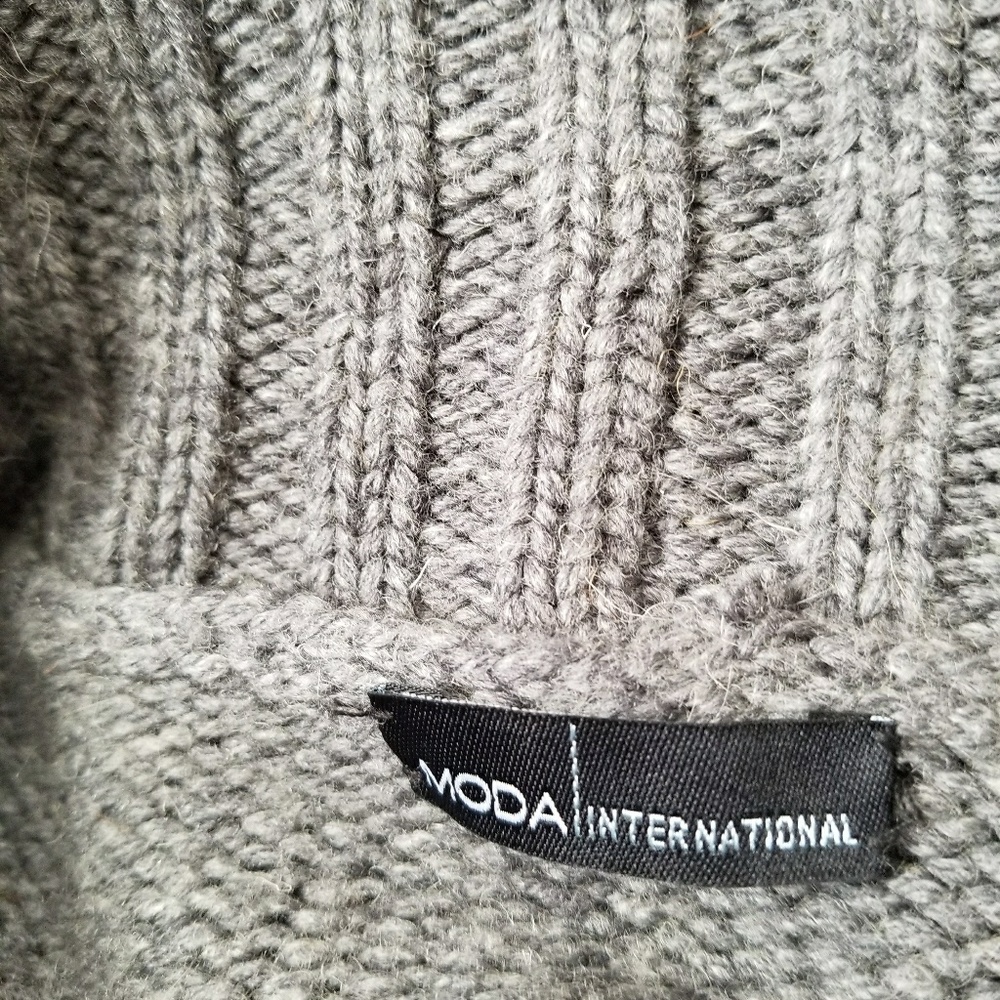 Moda International - Picture 3 of 3