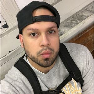 Meet your Posher, Luis