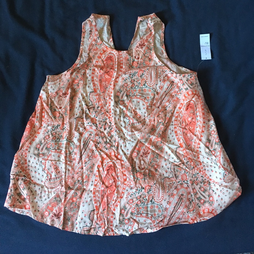 SALE - !one day only! ☀️ - Paisley XS Petite top