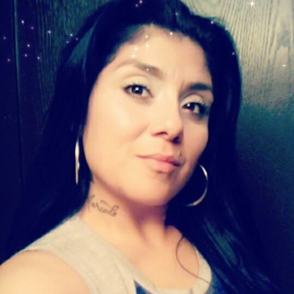 Meet your Posher, Esther