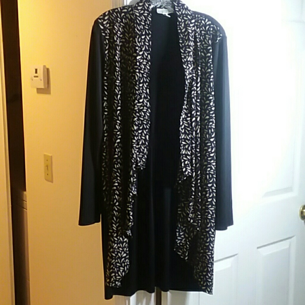 Dana Buchman  Top