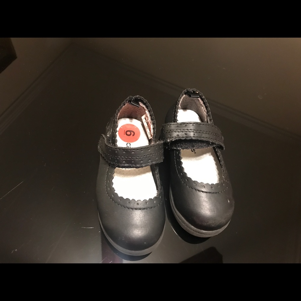 Black shoes