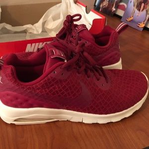 Nike Air Max Motion LW SE