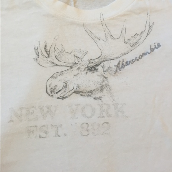 A & F t-shirt size small - Picture 4 of 6