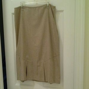 NWT Tan George Skirt (16)
