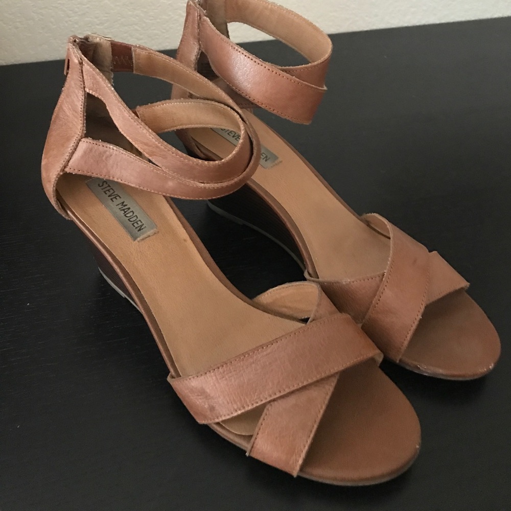 Steve Madden Size 10 Brown Leather 2.5” Heels