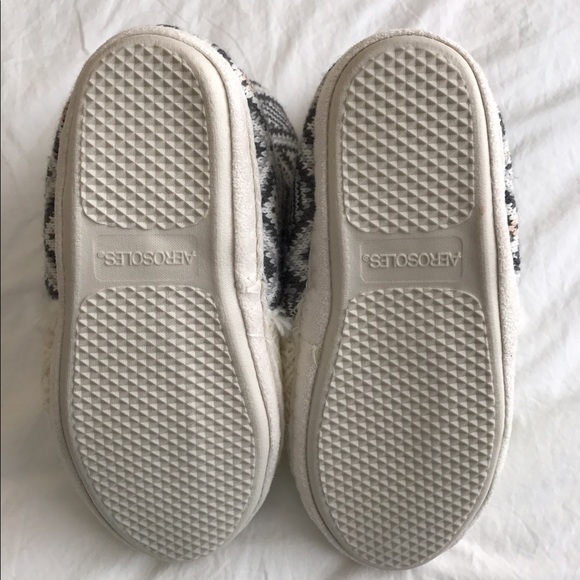 🚫SOLD🚫 Aerosoles Knitted Booties - Picture 3 of 4