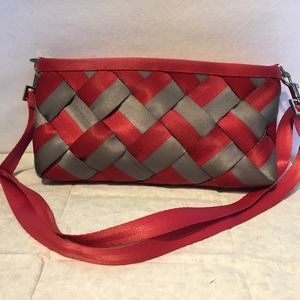 Harvey's Seatbelt Purse