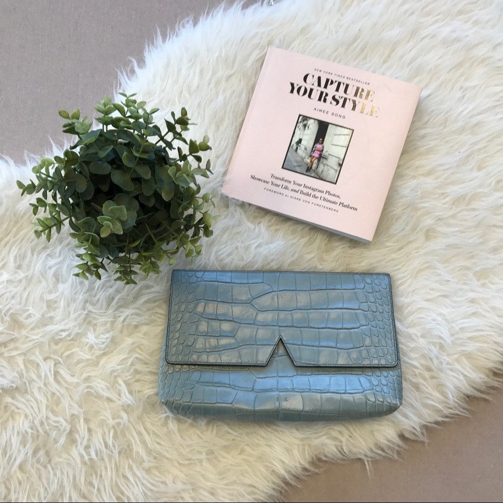 2X Host Pick!  Vince Croc Clutch