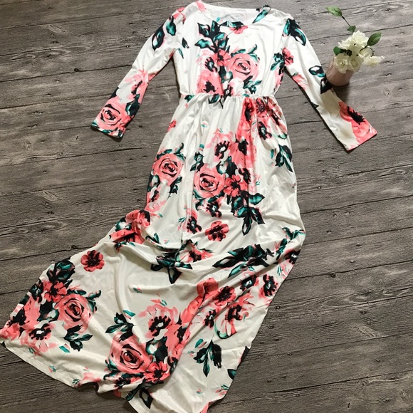 B2G1♦️Floral Long Sleeve Maxi Dress White - Picture 3 of 6