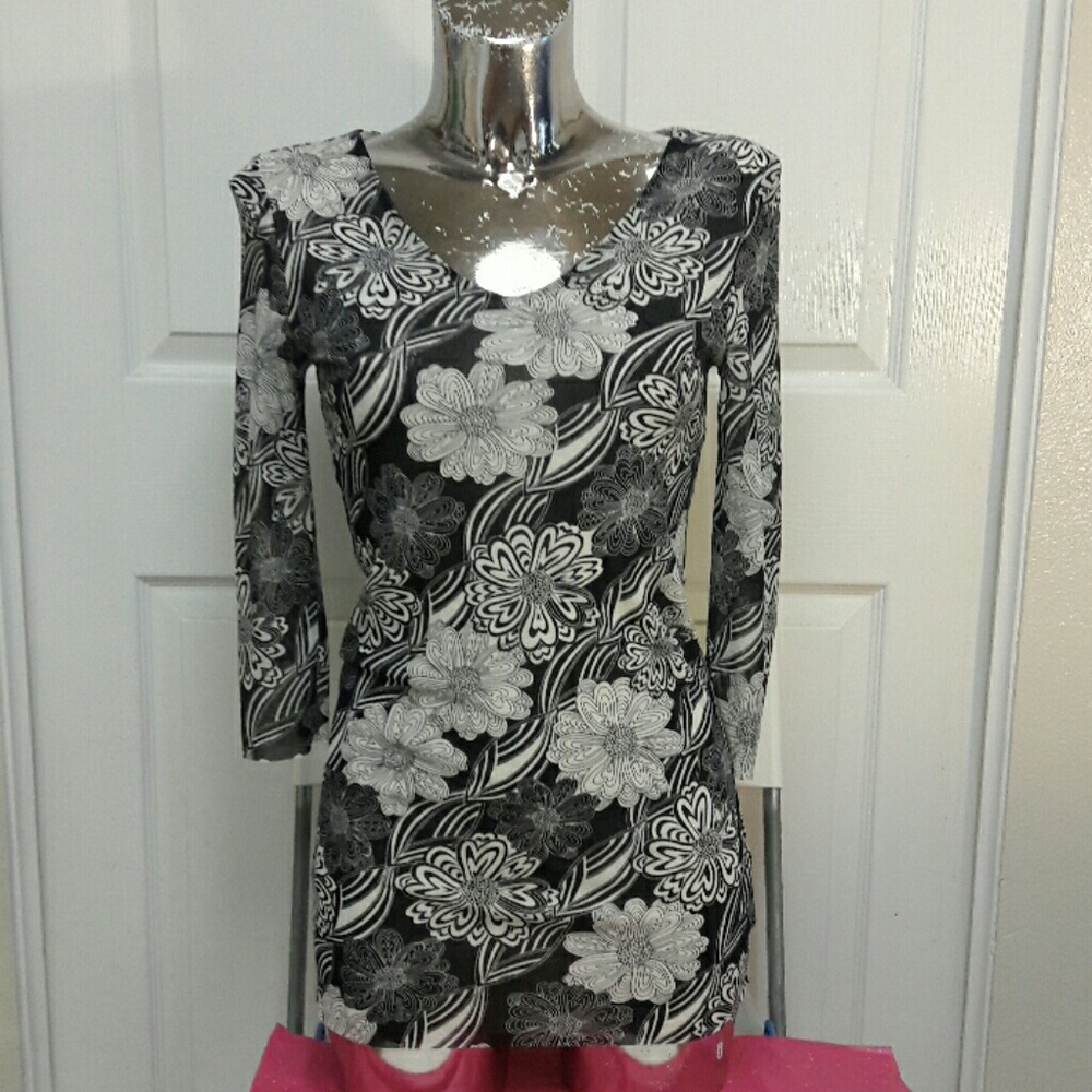CABI Mesh Black n White Stretchy Floral Top