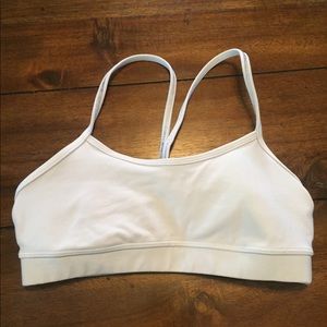 Lululemon sports bra size 6