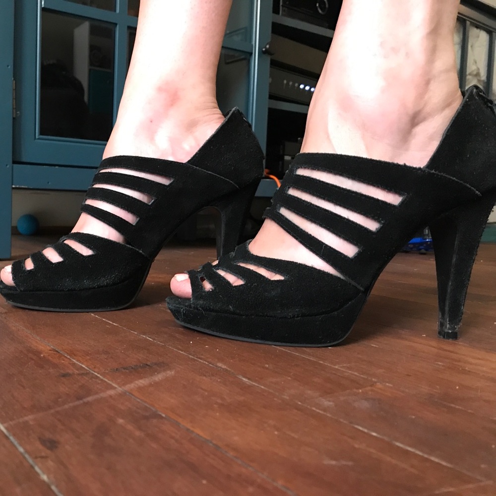 Nine West suede open toe pumps