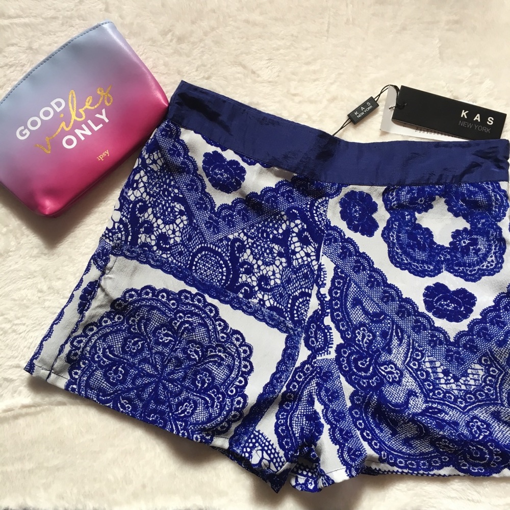 Brand New 💯% Silk Kas New York Shorts Size XS