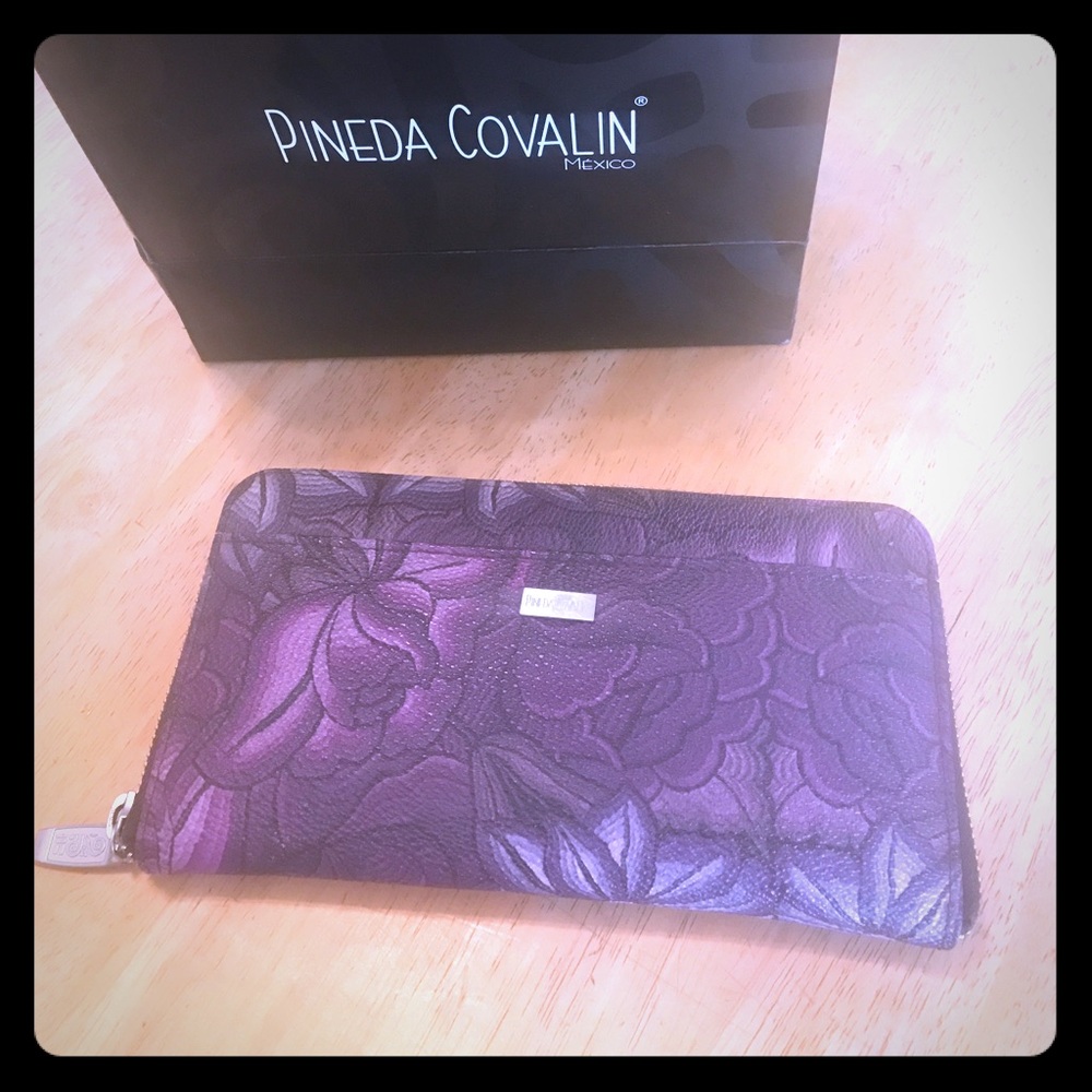 Pineda Covalin Women's Wallet