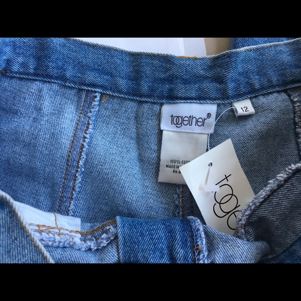 Jeans - Picture 2 of 5