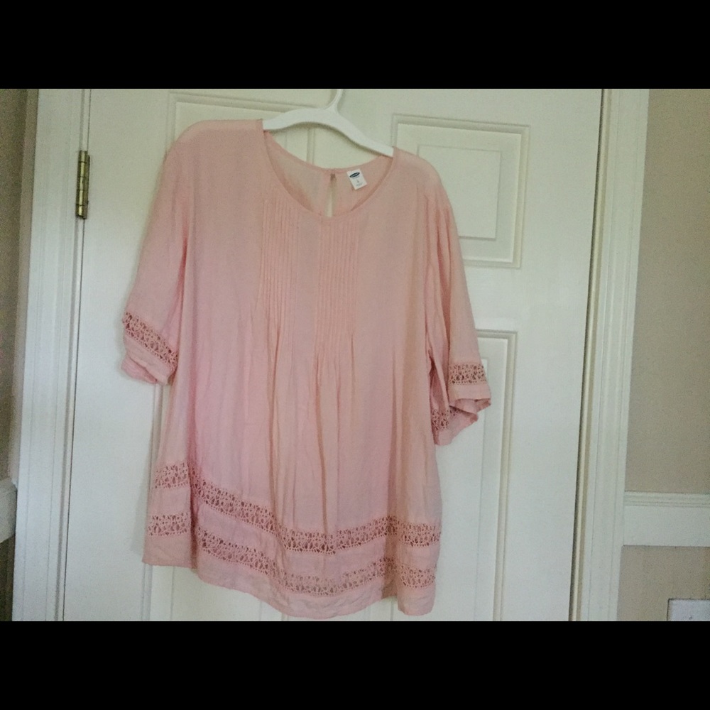 Old navy pink pheasant blouse