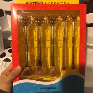 Moschino x Sephora bear brush set