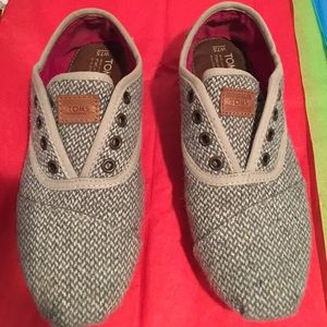 Toms slip ons. Sz 7.5. Flawless! Cute!